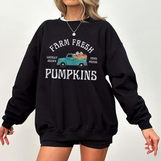 Retro Fall Teacher Shirt, Fall Vibes Teacher Sweatshirt, Vintage Pumpkin Shirt, Back To School Autumn, Kindergarten Sweatshirt, Thanksgiving Shirt for Teacher, Vintage Shirt for Women Top Casual Comfort