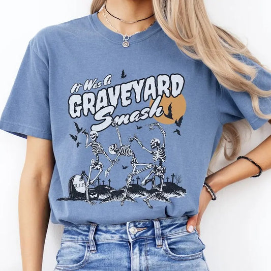 Retro Skeleton Halloween Comfort Colors T-shirt, Trendy Fall Tee, Spooky Season, Vintage Style Oversized Tee Cotton Fabric Shortsleeve Sleeve Soft Top