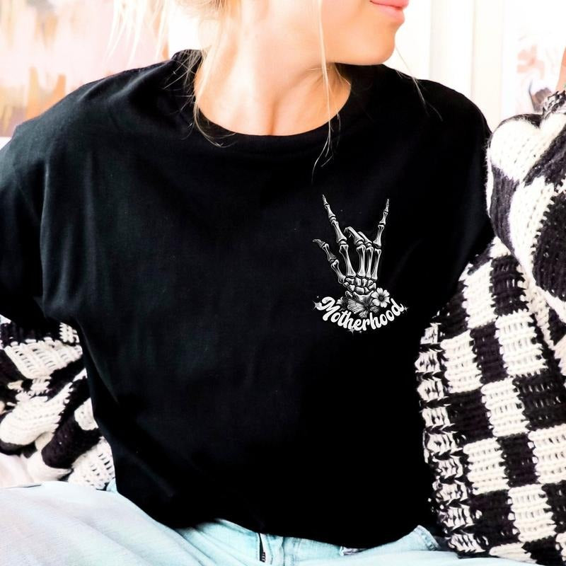 Skeleton Mama Shirt For Mothers Day Gift Funny Mom Tshirt Motherhood Skull Shirt Birthday Gift For Mom Of Girls Gift Boy Mom Tee New Mommy TK43GN