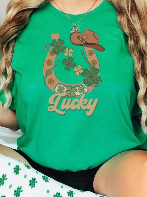 St. Patrick's Day | Lucky Horseshoe Tee Hoodie, Sweatshirt | DripVista.com