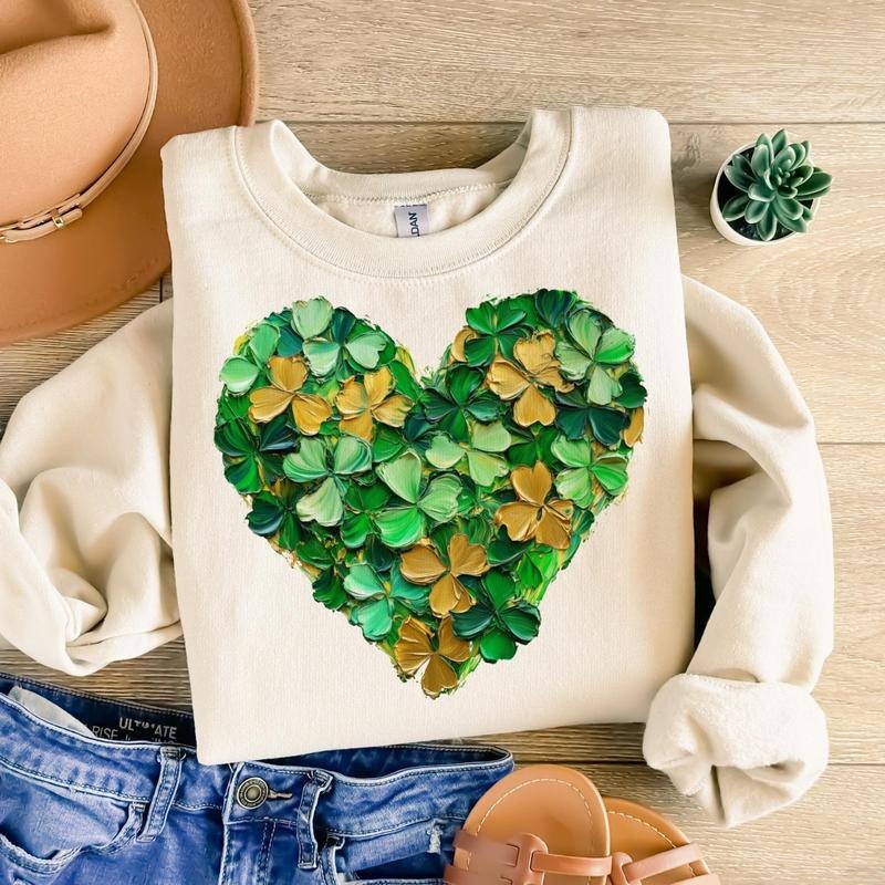 St Patrick's Day Shamrock Heart Green And Gold Clover Irish Themed Lucky Shamrock For Crafts And Sublimation T-Shirts,...