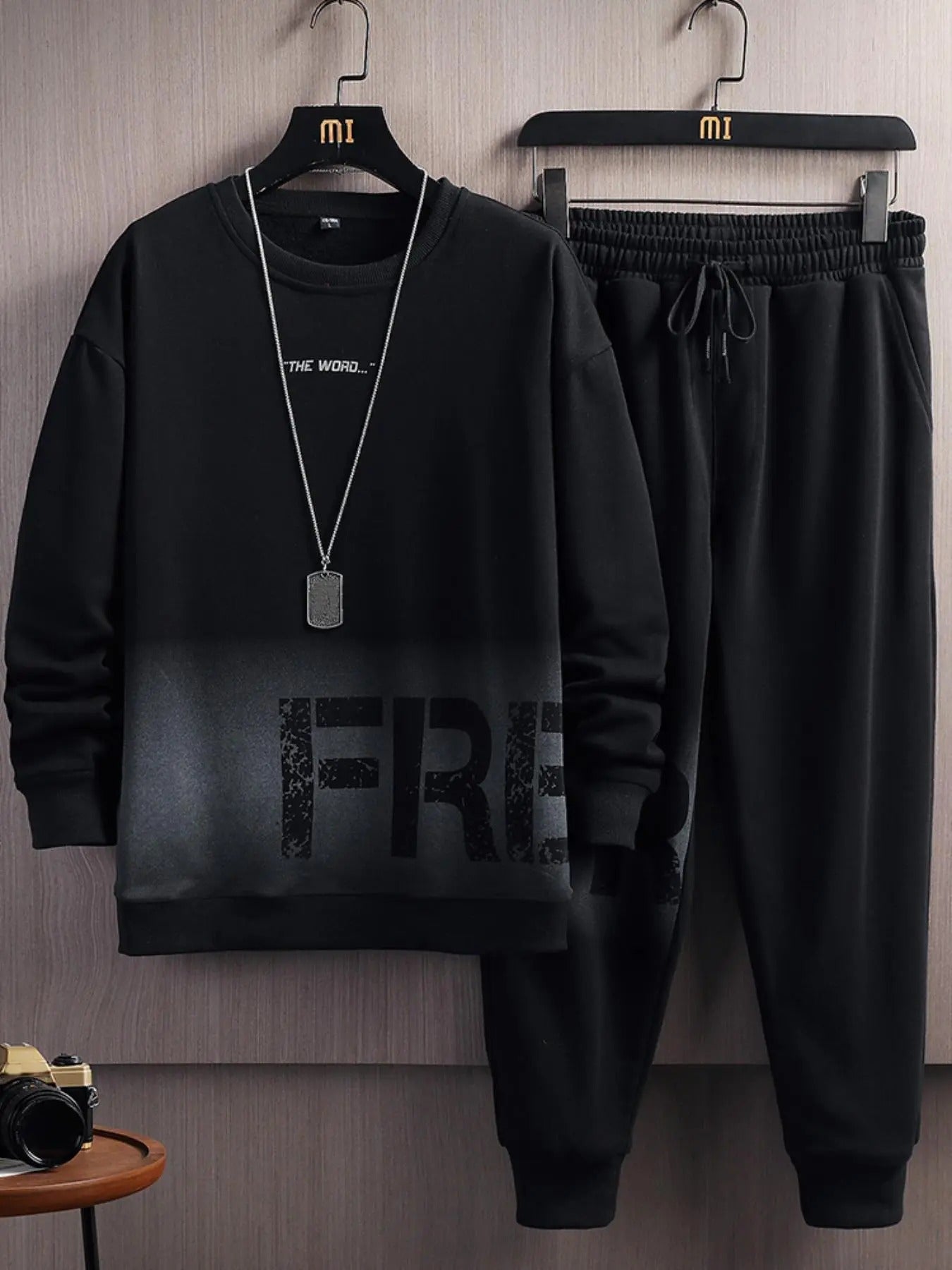 Straw hat pirates Set Men Letter Graphic Drop Shoulder Pullover & Elastic Waist Sweatpants Set, Regular Fit Fashion...