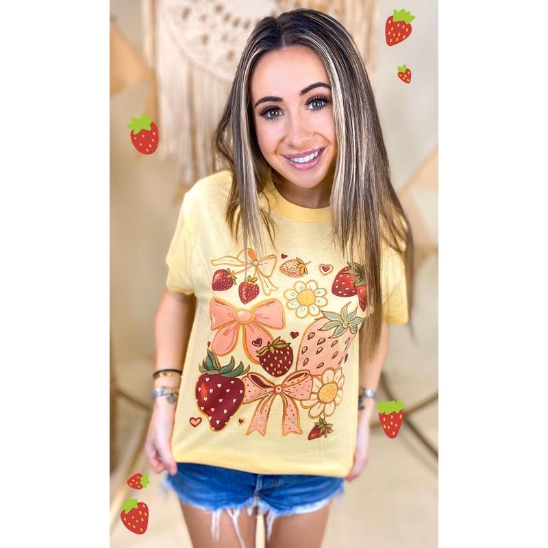 Strawberry Bows Graphic T-Shirt Hoodie, Sweatshirt | DripVista.com