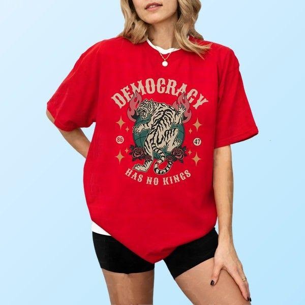 Subtle 8647 No Kings In America Subtle T-shirt Adventure Tee For Outdoor Enthusiasts Hoodie, Sweatshirt | DripVista.com