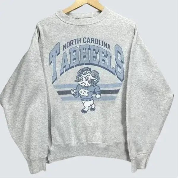 Throwback University of North Carolina Tar Heels Sweatshirt, NC Tar Heels Crewneck Gift Fans T-Shirts, Hoodie | DripVista.com