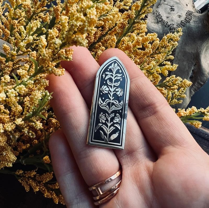 Tomb Lily Silver Enamel Pin (cemetery set, gothic botanical, floral pin) T-Shirts, Hoodie, Sweatshirt | DripVista.com