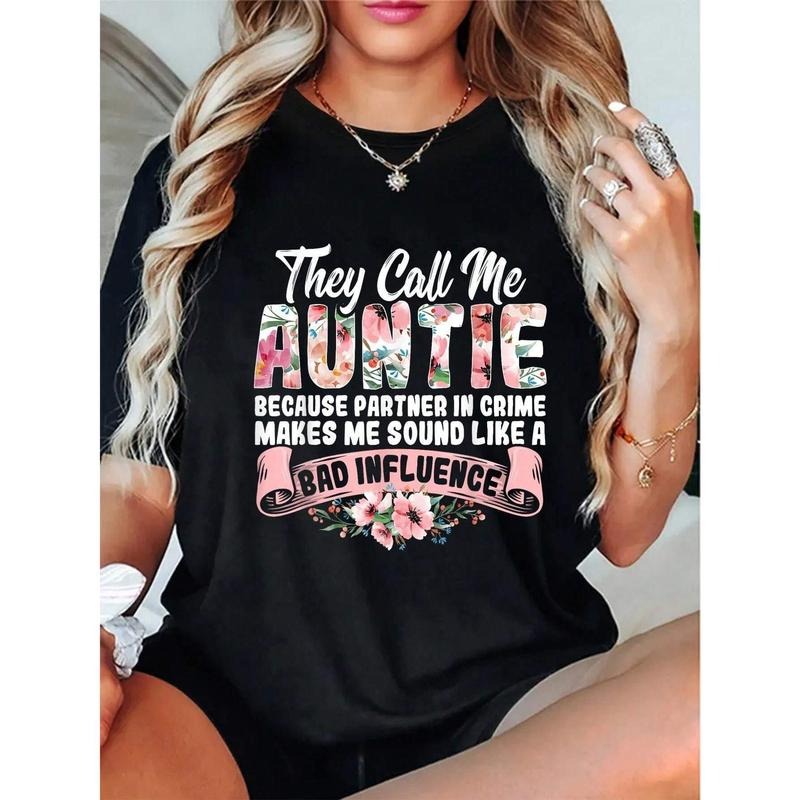 Trendy Aunt - identity Tee: Make WB shield Fashion Statement with WB shield Cool Gunpla brand Unique Aunt