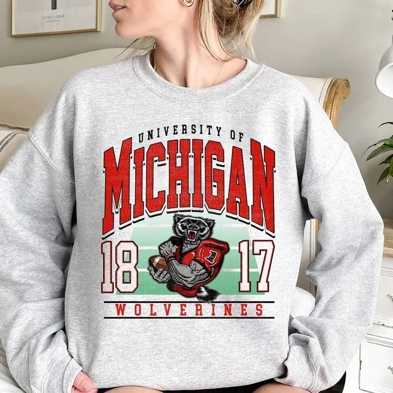 University of Michigan NCAA Vintage Sweatshirt Vintage Michigan Inspire Uplift Sweater Sweatshirt Top Womenswear Menswear Casual Long Sleeve