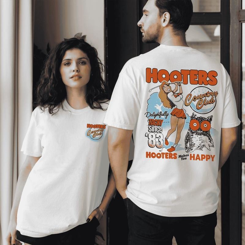 Vintage 2 Spencer's Hooters Country Club Beige T-shirt, Hooters Golf Club Tee Classic Cotton Menswear Top Embroidered Hoodie Spandex Sport