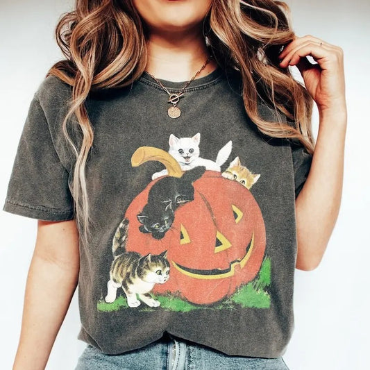 Vintage 90s Cat Halloween Shirt, Retro Halloween Shirt, Spooky Season Tee, Pumpkin Shirt, Cat Lover Shirt, Black Cat Shirt, Spooky Season