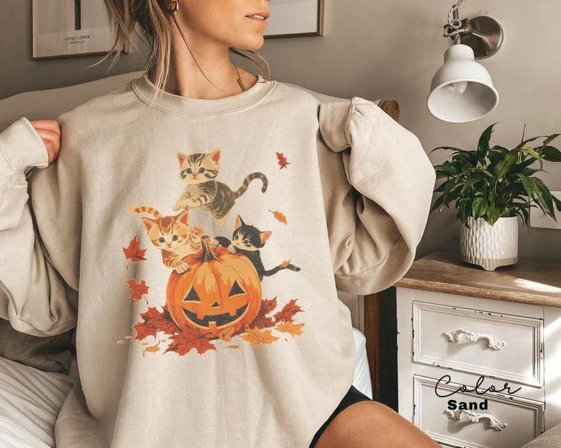 Vintage 90s Cat Halloween Sweatshirt, Retro Halloween Shirt, Spooky Season Tee, Pumpkin Shirt, Cat Lover Shirt, Black...