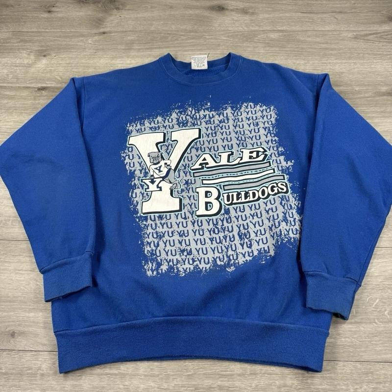 Vintage 90s Yale University Bulldogs  Unisex T-shirt Sweatshirt Hoodie 44