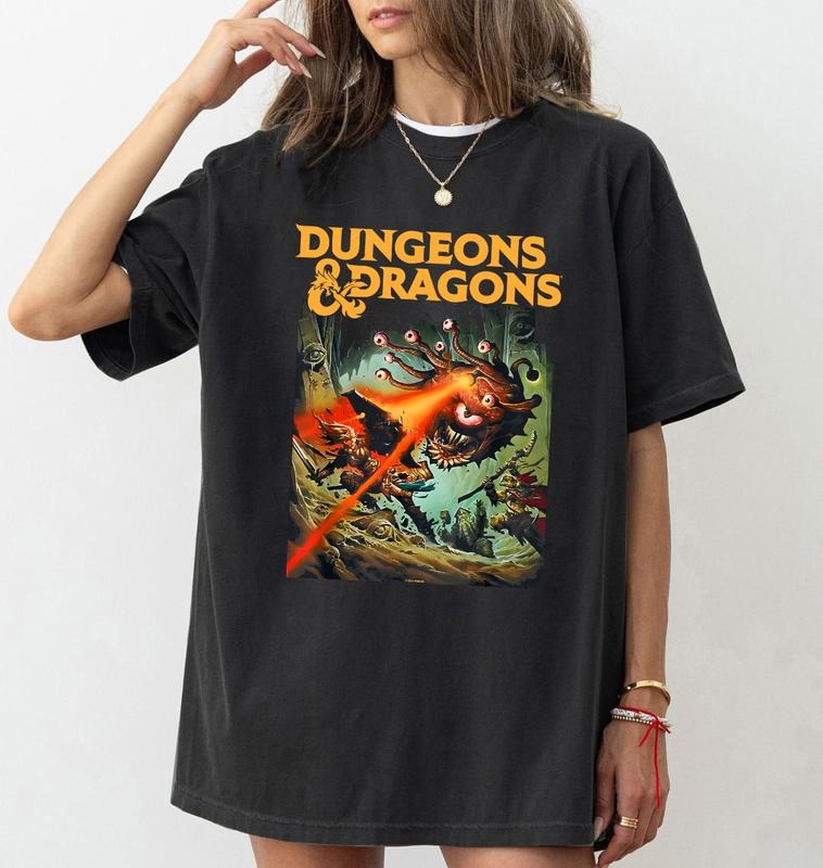 Vintage Dungeons & Dragons 1974 Sweatshirt, DnD Sweatshirt, DnD Shirt, Dungeon Master Sweatshirt,DND Dice...