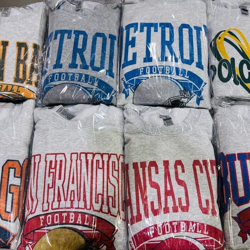 Vintage Football Sweatshirt Hometown Team Pullovers Sublimation Print Long Sleeve Casual Fabric Menswear Soft Cozy Retro...