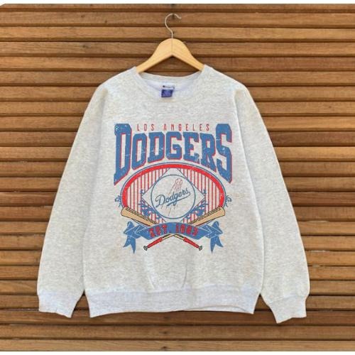 Vintage Los Angeles Sweatshirt Los Angeles Spiky hair fighters Shirt Vintage Spiky hair fighters Fan Shirt Graphic Tee...