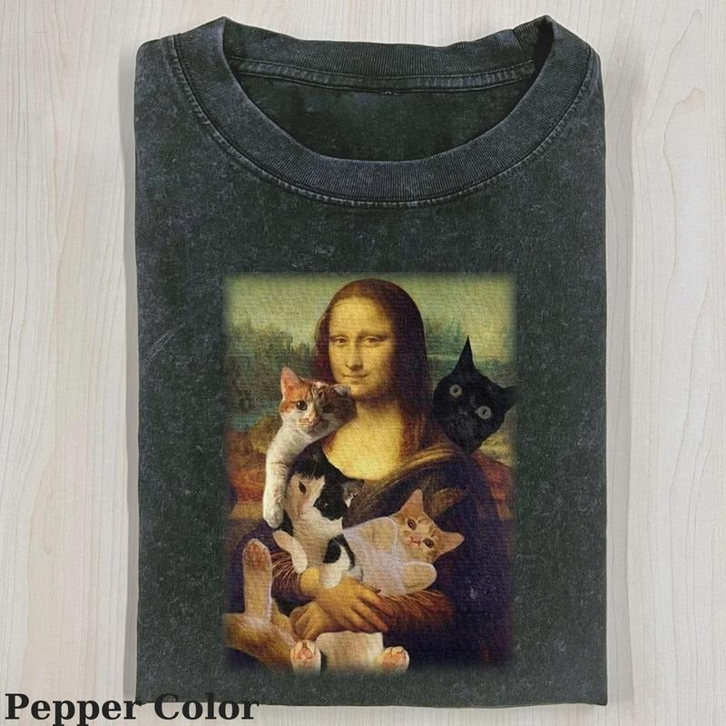 Vintage Mona Lisa And Cats T-Shirt, Fantasy Kitten Tshirt, Cute Cat Shirt, Cool Cat Tshirt, Love Cat Tshirt, Funny Mona Lisa Shirt, Meme Cringe Funny Dumb Shirts, Unisex Shirt Menswear Womenswear Streetwear