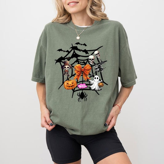 Vintage Spider Web Comfort Colors Shirt, Retro Halloween Graphic Tee, Spooky Vibes Unisex Shirt, Halloween T-shirt For Women, Cute Halloween Gifts, Comfy Fabric Graphic Tee, Women's Top, Cotton Fabric Relaxed Fit Chic Style