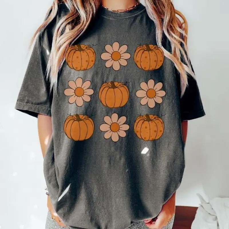 Vintage floral Pumpkins T-shirt, retro Pumpkin tshirt, cute shirt for fall, Halloween tee, Retro halloween Top, Fall...