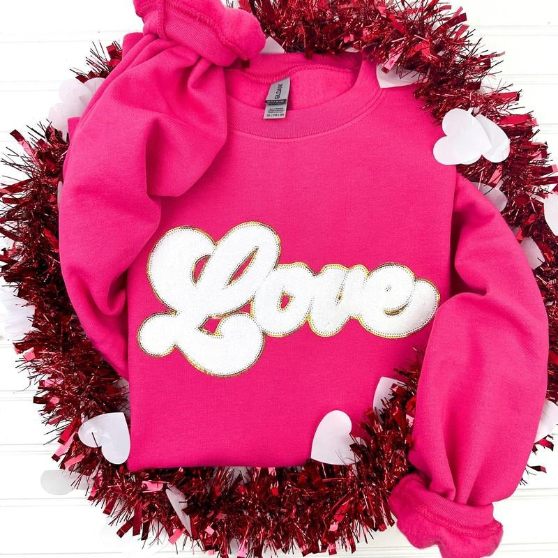 White Chenille Love Patch Sweatshirt T-Shirts, Hoodie | DripVista.com
