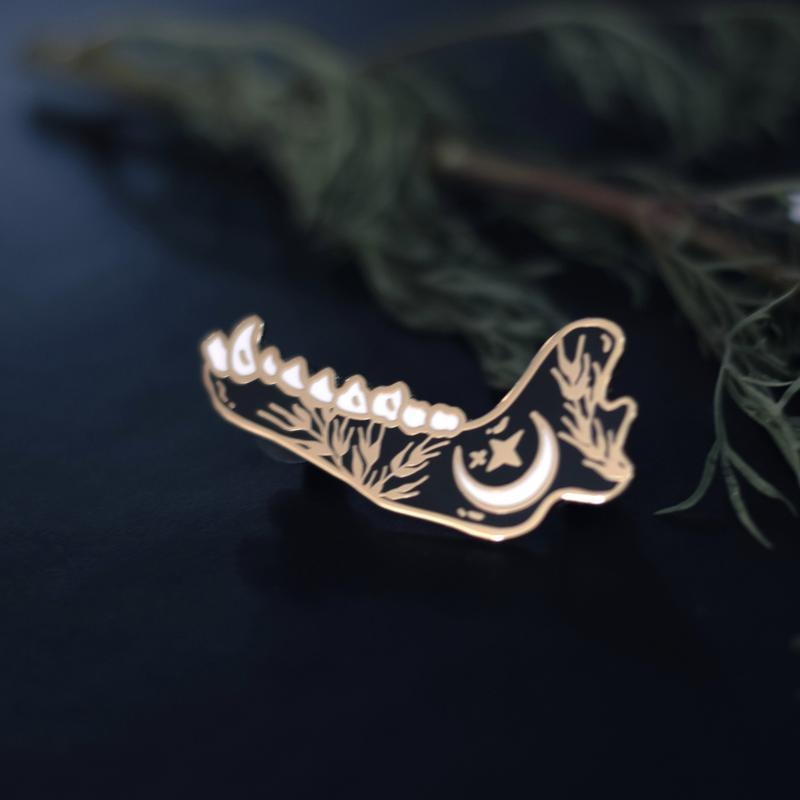 Wolf Jawbone Enamel Pin T-Shirts, Hoodie, Sweatshirt | DripVista.com