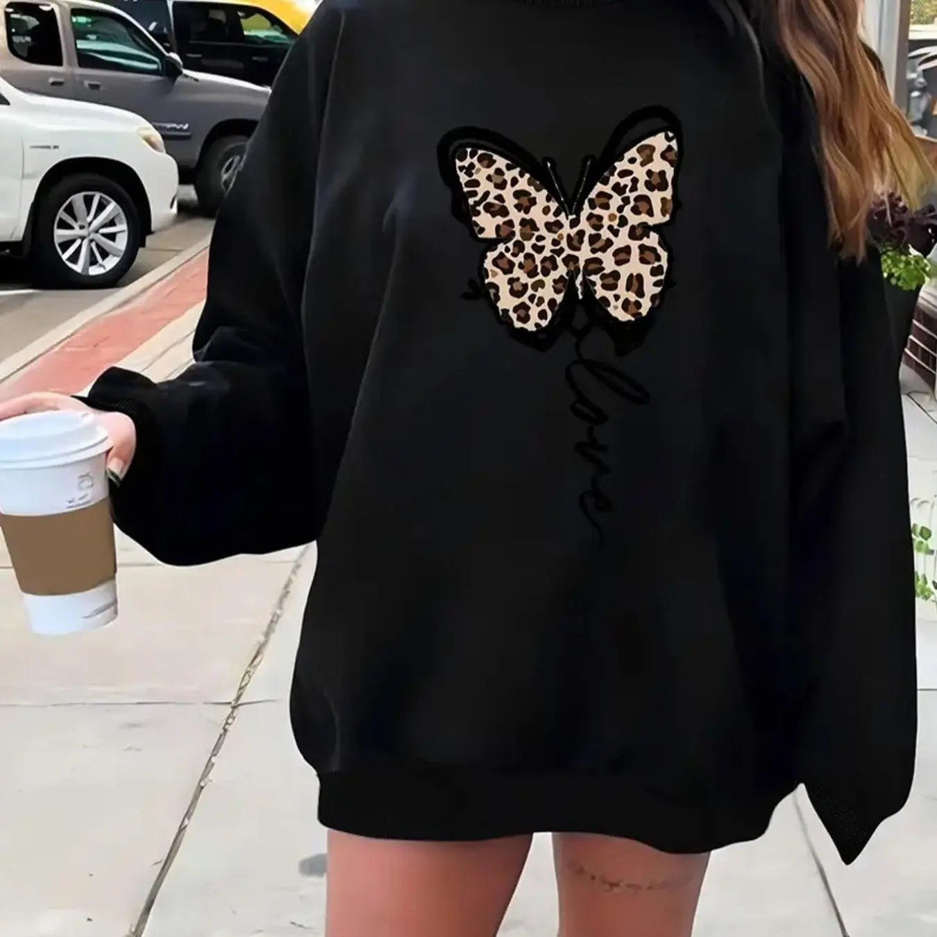 Women'WB shield Butterfly Print Round Neck Pullover, Swoosh Count Fashion Casual Crew Neck Sweatshirt for Daily Outdoor Wear, Women Clothing for Fall & Winter