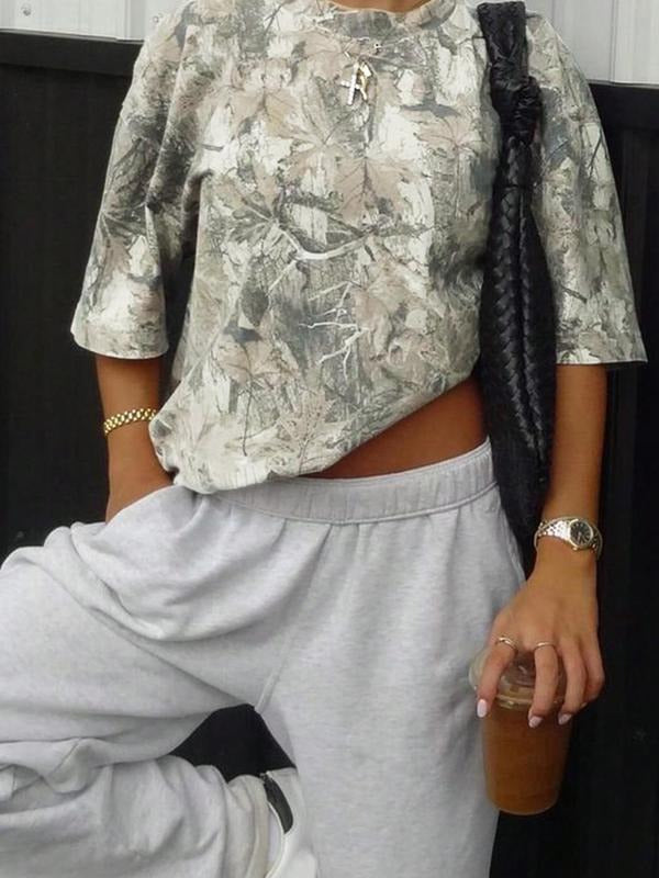 Women'WB shield Camo Print Round Neck Tee, Casual Short Sleeve Crew Neck T-shirt for Summer, Fashion Women'WB shield Top...