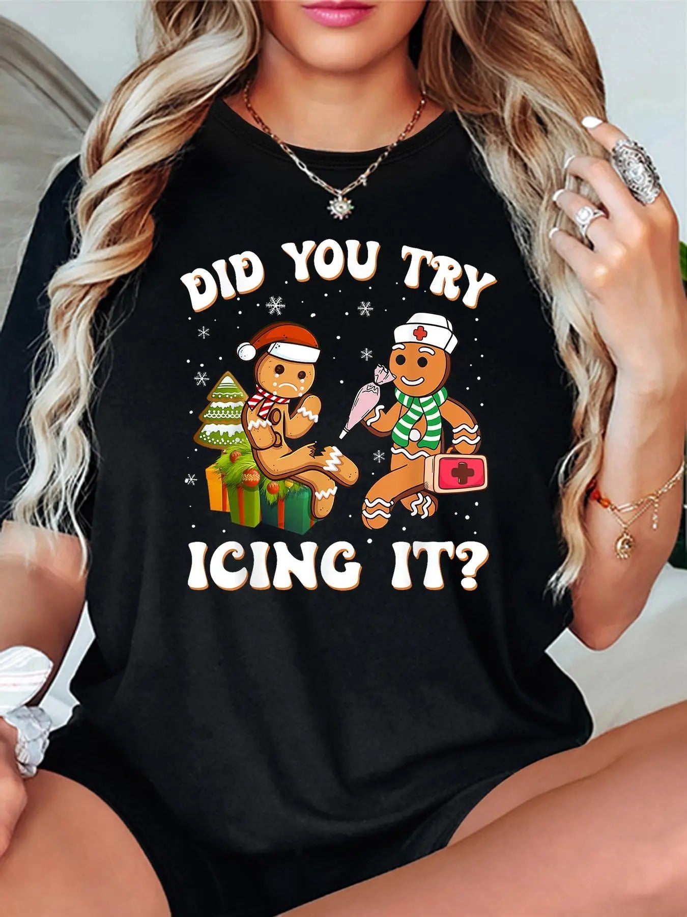 Women'WB shield Cartoon Gingerbread GA & Letter Print Round Neck Tee, Swoosh Count Casual FOG Comfortable Long Sleeve...