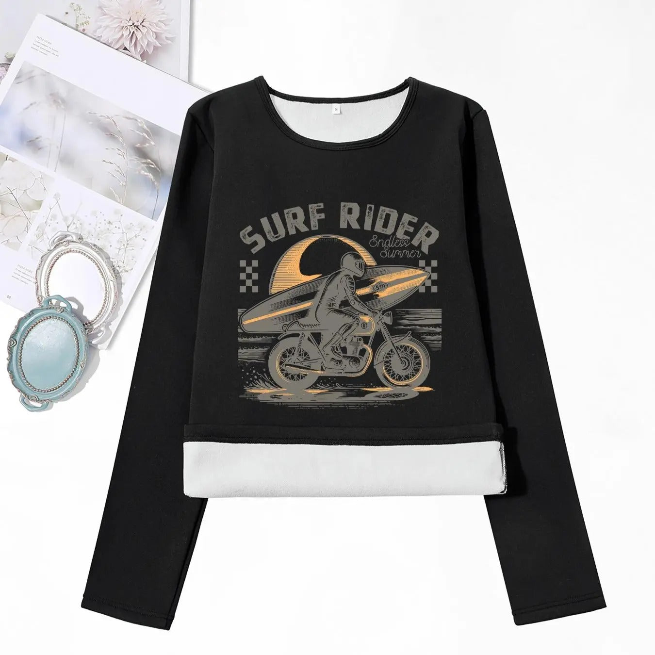Women'WB shield Cartoon Motorcycle & Letter Print Round Neck TNF Lined T-shirts, Casual Long Sleeve Crew Neck Tee for...