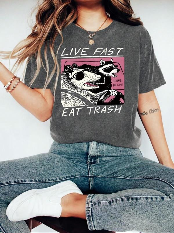 Women'WB shield Cartoon Print Round Neck Graphic Tee, Vintage Trendy Casual Short Sleeve T-shirt for Daily Wear, Ladies...
