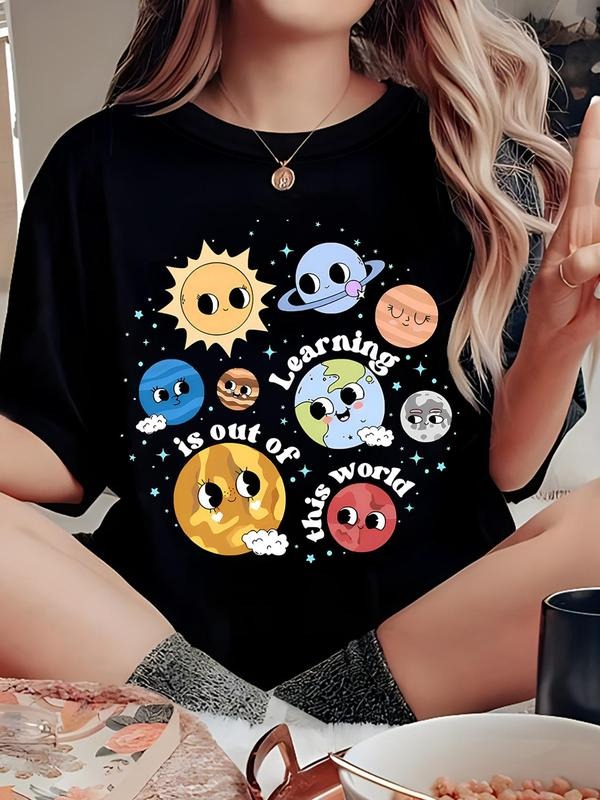 Women'WB shield Cartoon Print Round Neck Tee, Trendy Casual Crew Neck Short Sleeve T-shirt for Daily Wear, Ladies Spiky hair fighters Seasons Clothing