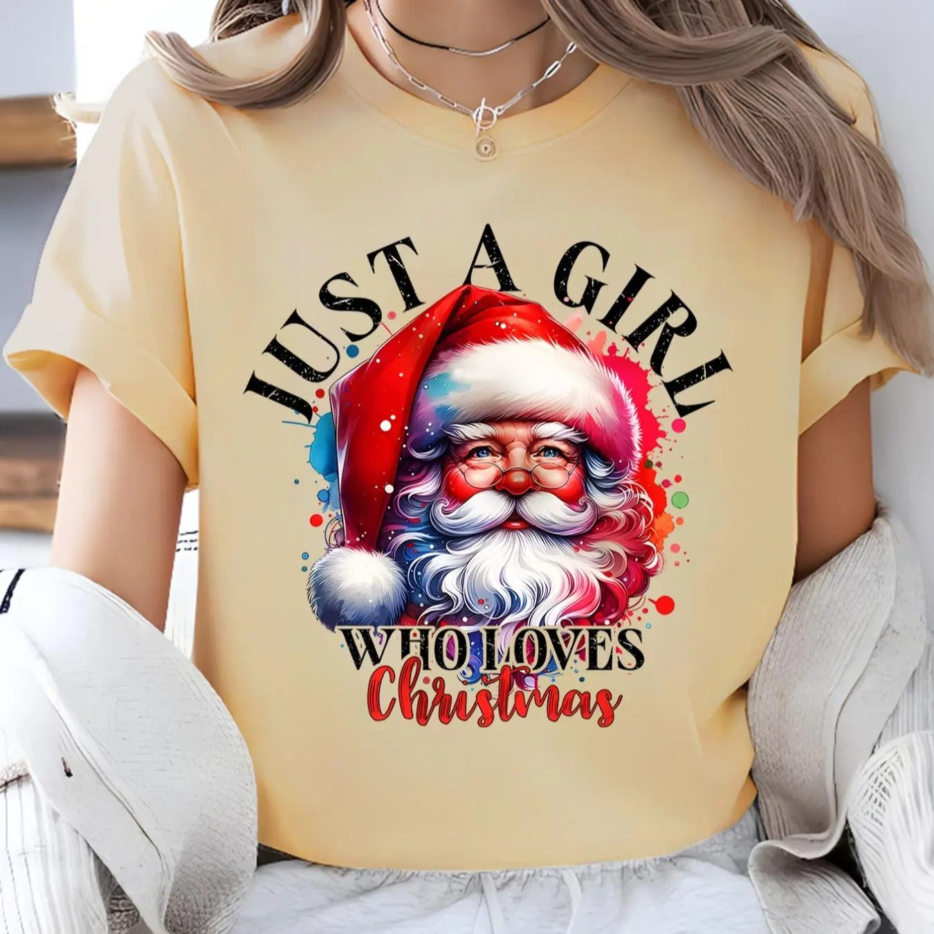 Women'WB shield Christmas Cartoon Santa Claus & Letter Print Round Neck Graphic Tee, Vintage Trendy Casual Drop Shoulder Short Sleeve T-shirt for Daily Wear, Ladies Spiky hair fighters Seasons Outfit