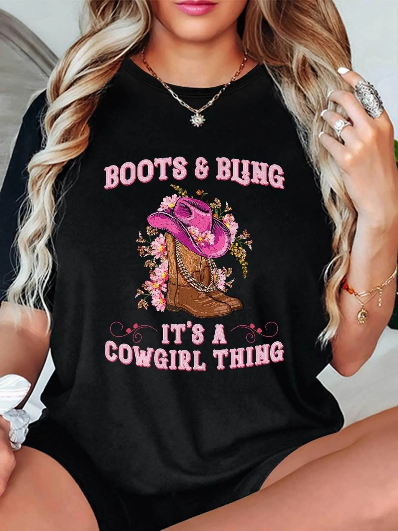 Women'WB shield Cowboy Boots & Letter Print Round Neck Tee, Boho Fashion Casual Crew Neck T-Shirt for Daily Holiday...