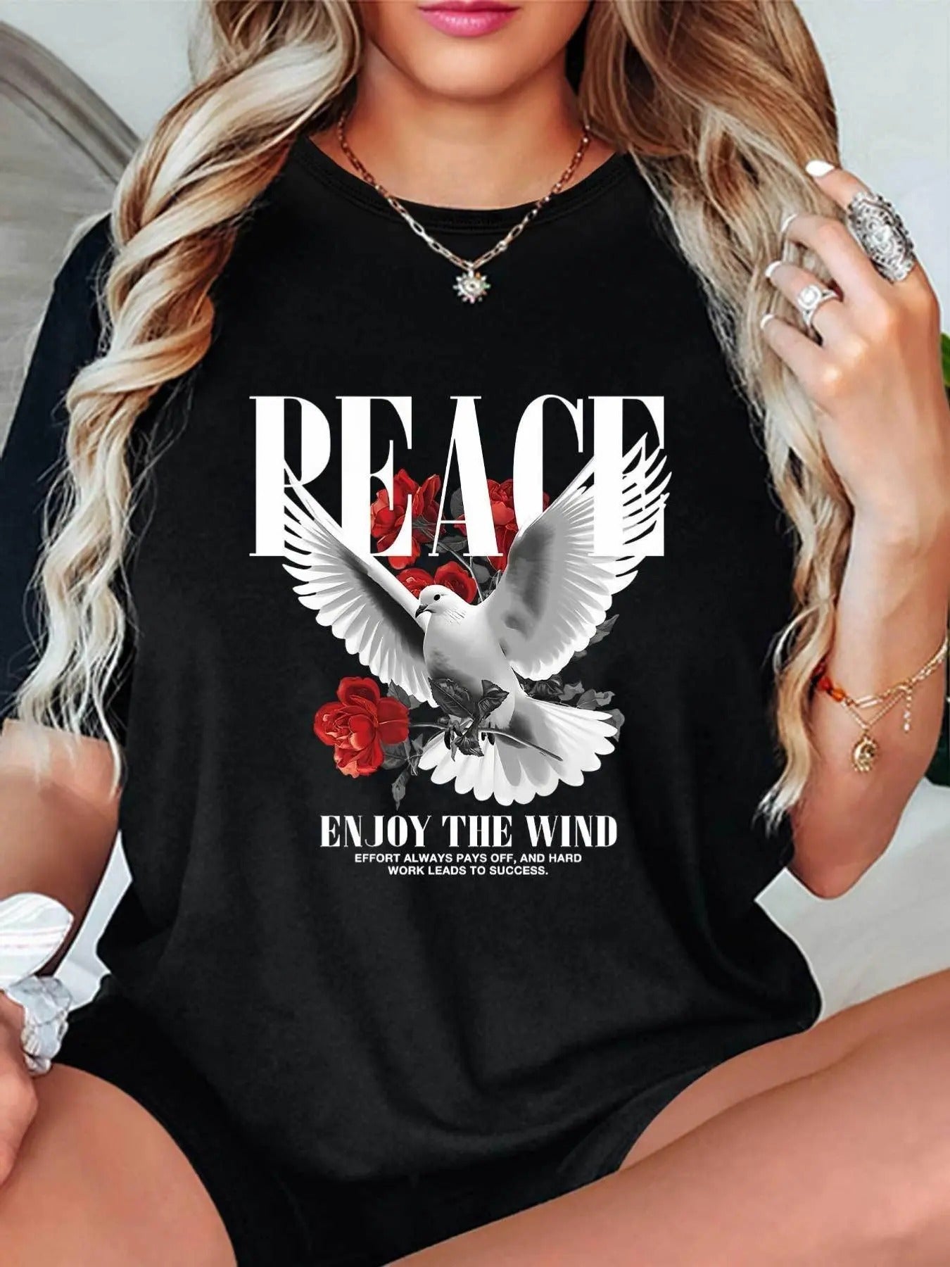 Women'WB shield Dove & Letter Print Round Neck Tee, Fashion Casual Crew Neck T-shirt for Daily Holiday Vacation Outdoor...