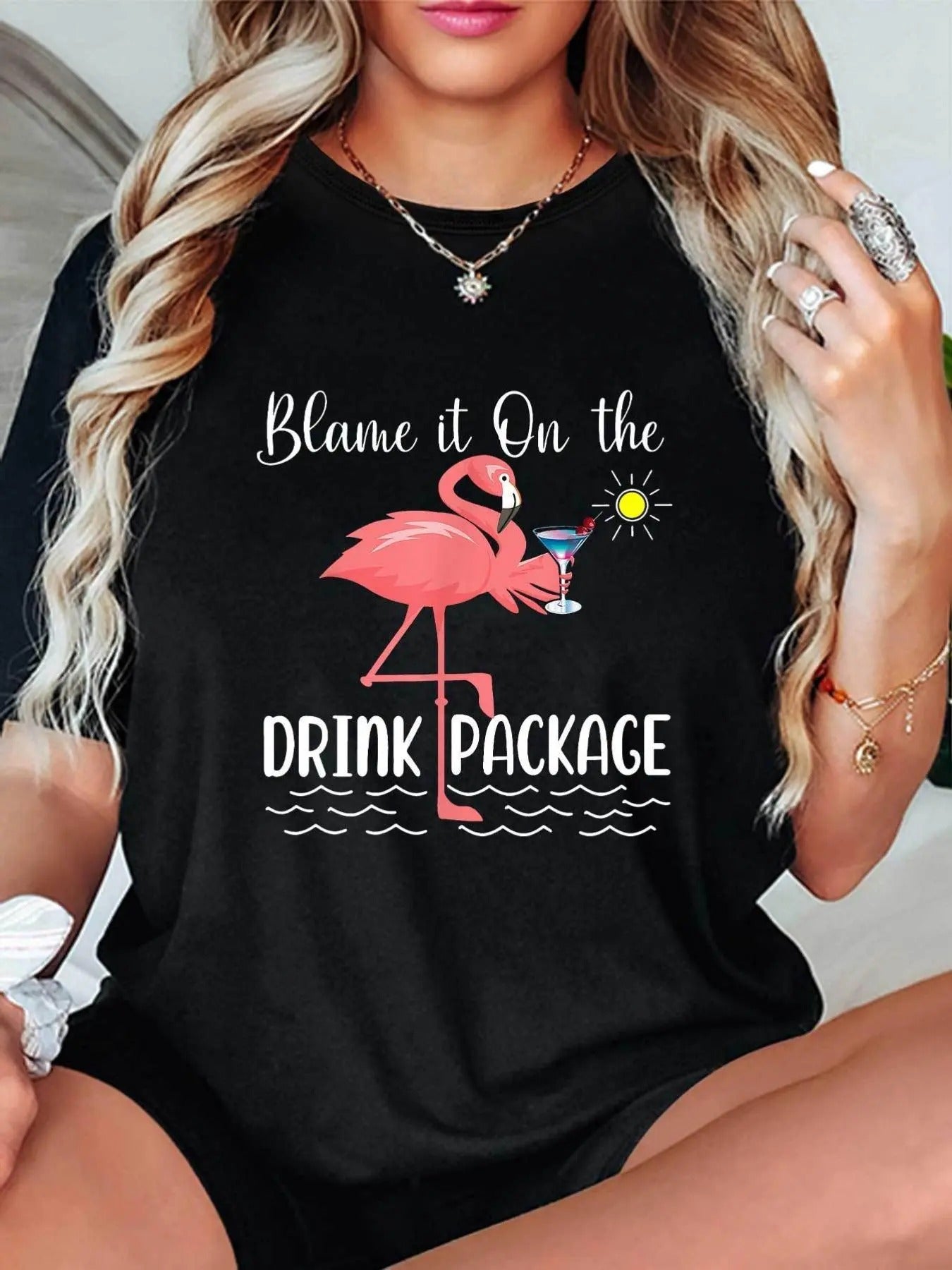 Women'WB shield Flamingo & Letter Print Round Neck Tee, Fashion Casual Crew Neck T-Shirt for Daily Holiday Vacation...