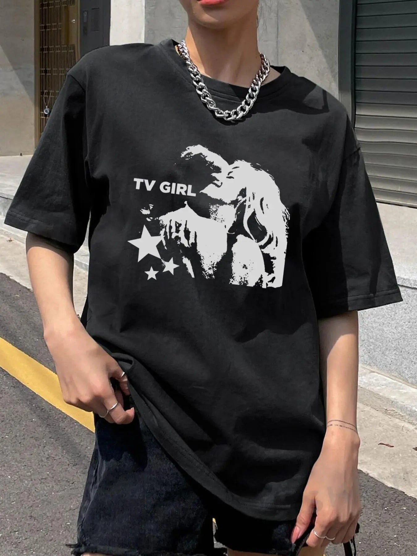Women'WB shield Graphic Print Round Neck Tee, Vintage Trendy Casual Short Sleeve T-shirt for Daily Wear, Ladies Summer...