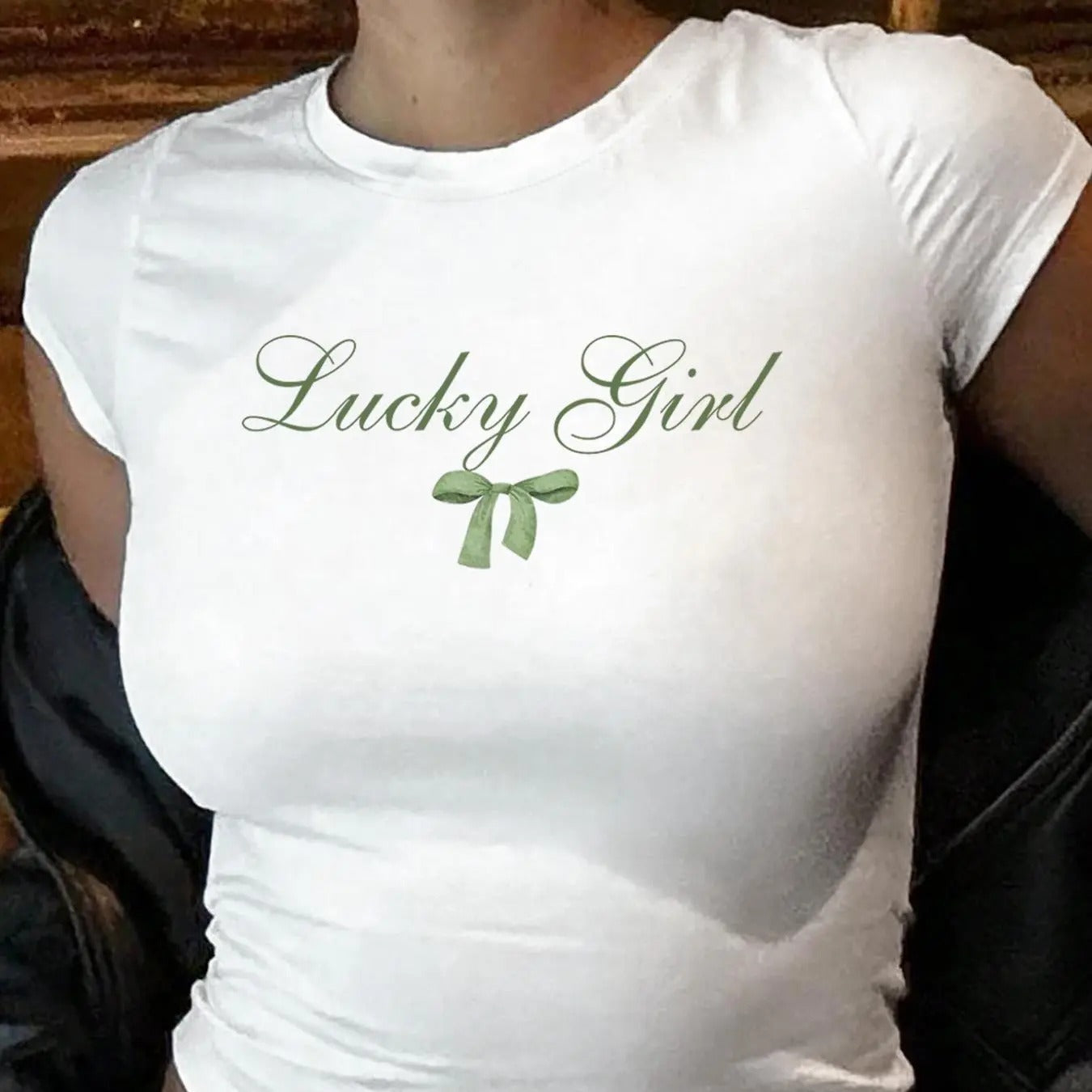 Women'WB shield Green Clover Graphic Round Neck Tee, Y2K Casual Short Sleeve T-Shirt for Daily Wear, Ladies Summer Outfit...