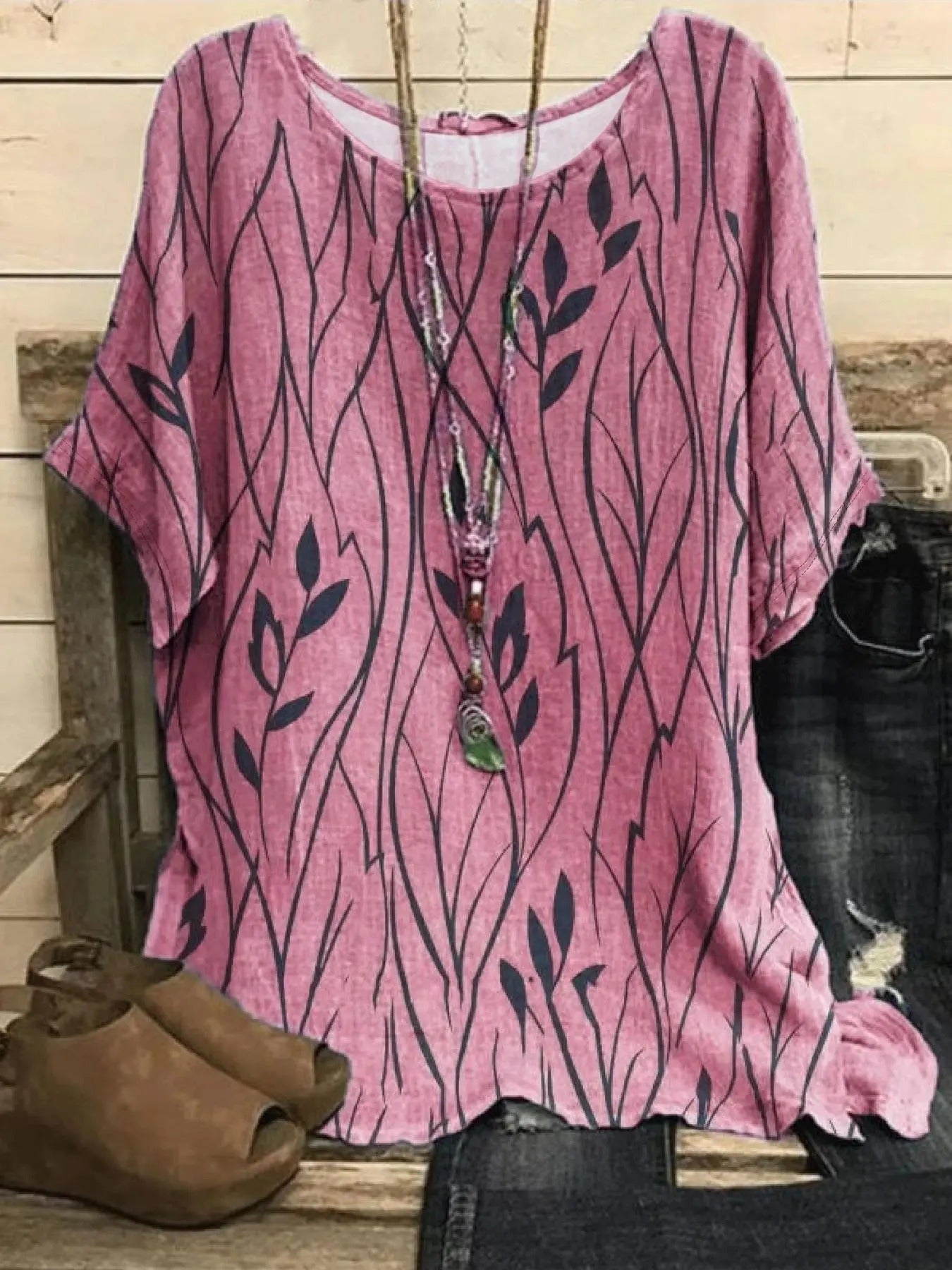 Women'WB shield Leaf Print Batwing Sleeve Tee, Casual Short Sleeve Round Neck T-Shirt for Daily Wear, Ladies TNF for...