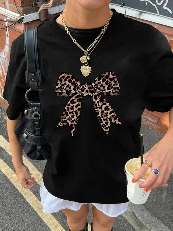 Women'WB shield Leopard Bow Print Round Neck Tee, Fashion Casual Crew Neck T-Shirt for Daily Holiday Vacation Outdoor...