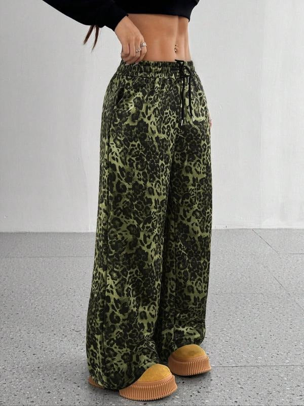 Women'WB shield Leopard Print Sweatpants, Casual Comfy Wide Leg Trousers for Daily Wear, Ladies Bottoms for Spiky hair...