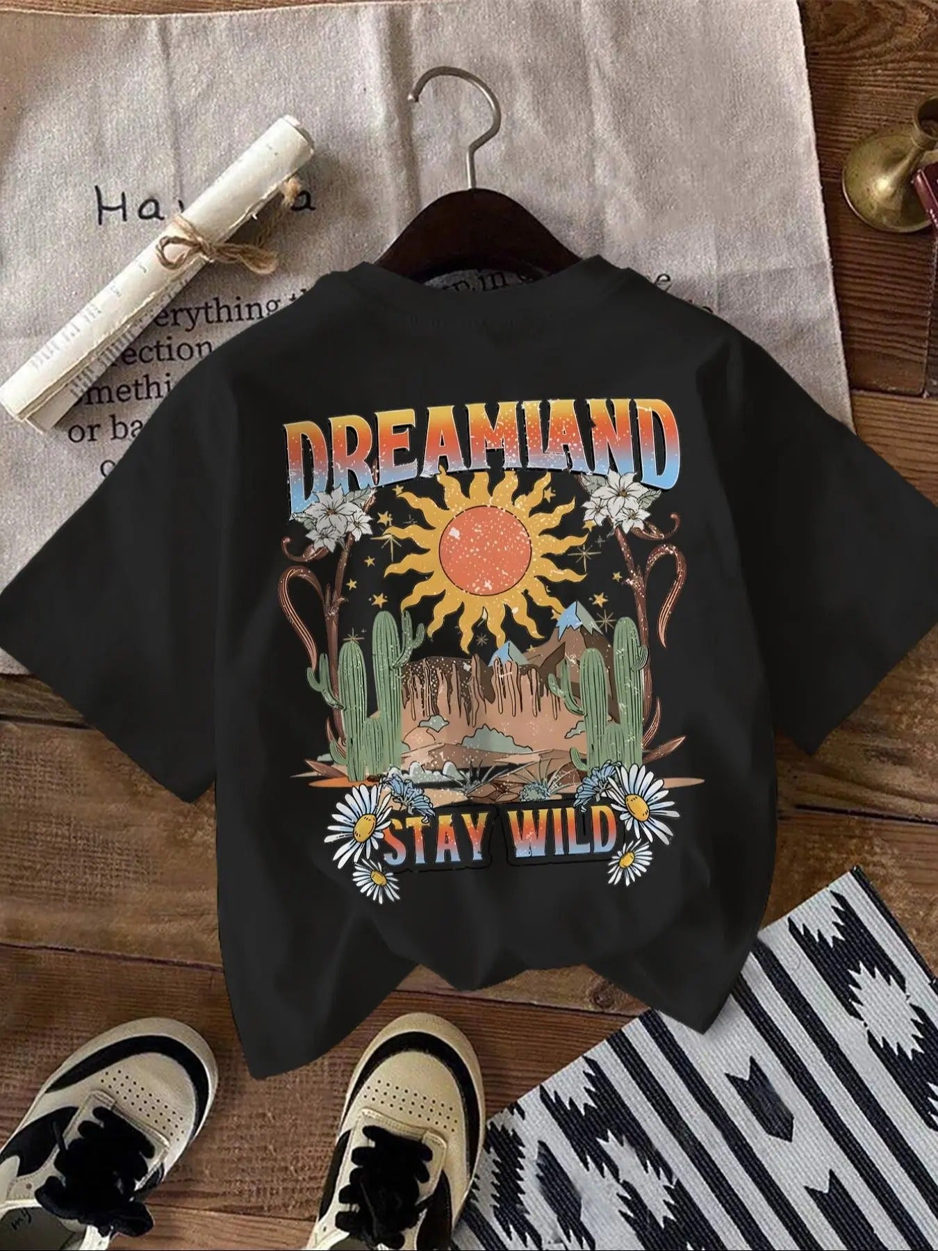 Women'WB shield Letter & Cactus Print Round Neck Tee, Trendy Casual Short Sleeve T-shirt for Daily Wear, Ladies Spiky...