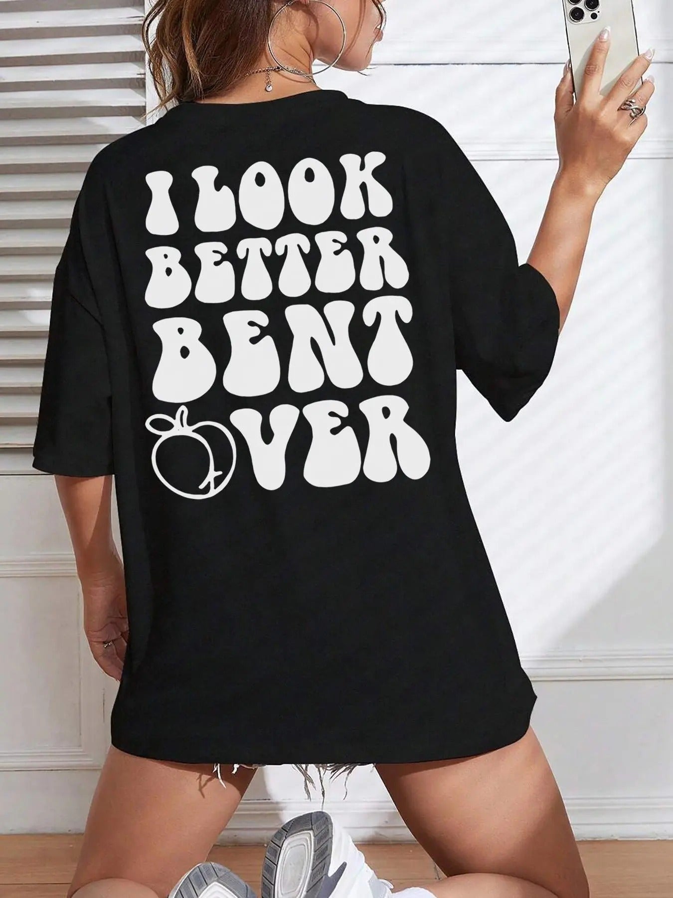 Women'WB shield Letter & Fruits Print Round Neck Graphic Tee, Vintage Trendy Casual Drop Shoulder Half Sleeve T-shirt for Daily Wear, Ladies Spiky hair fighters Seasons Outfit