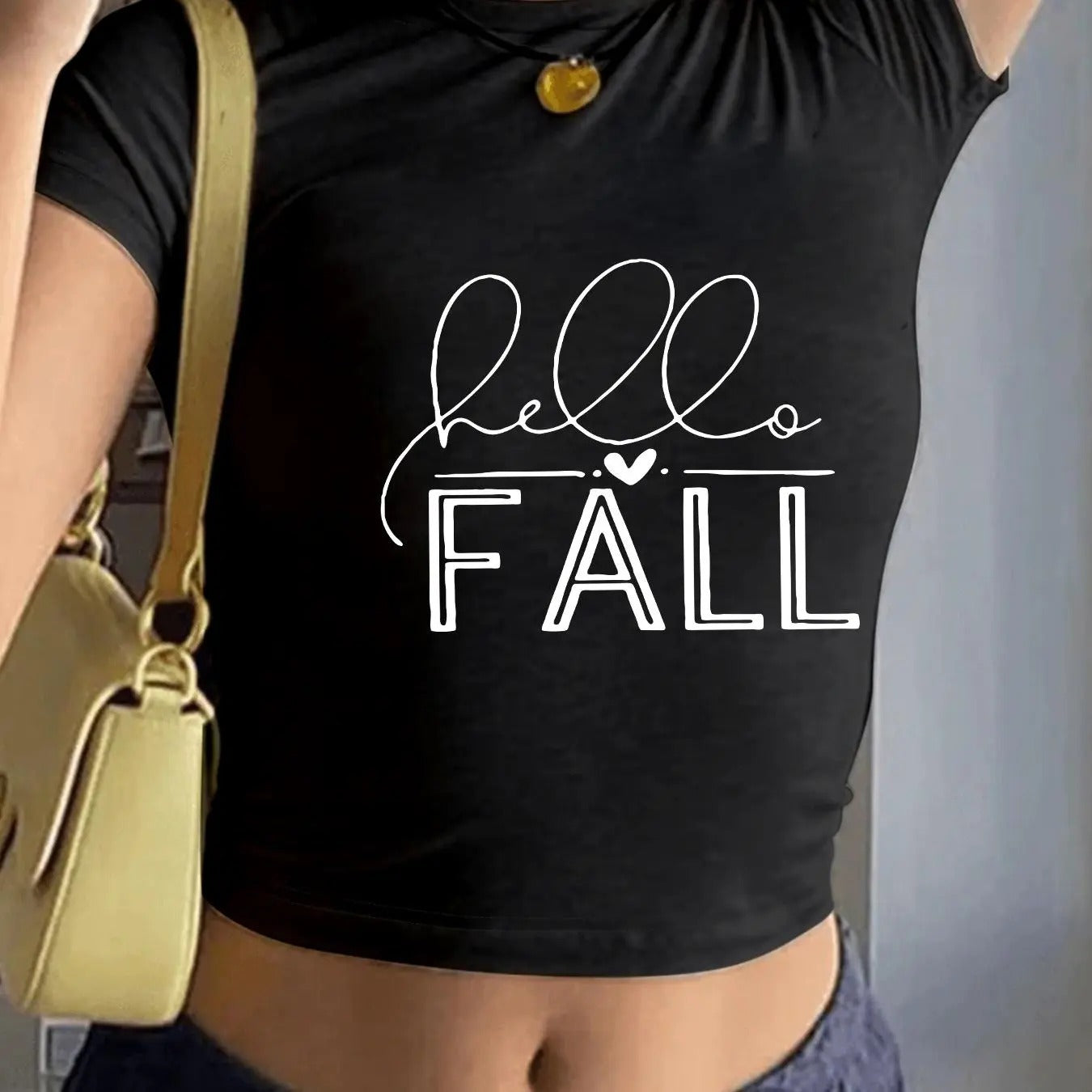 Women'WB shield Letter & Heart Print Round Neck Crop Tee, Casual Short Sleeve Crew Neck Skinny T-shirt for Summer,...