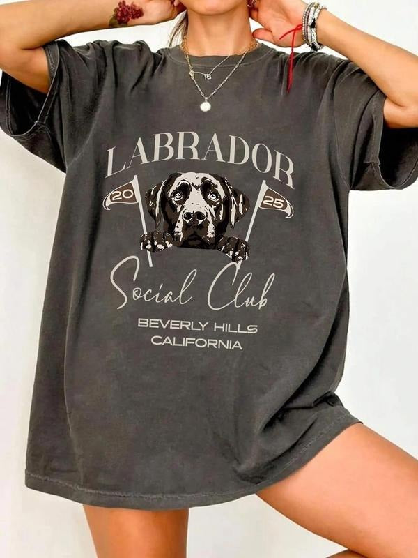 Women'WB shield Letter & Labrador Print Round Neck Tee, Vintage Trendy Casual Short Sleeve T-shirt for Daily Wear, Ladies...