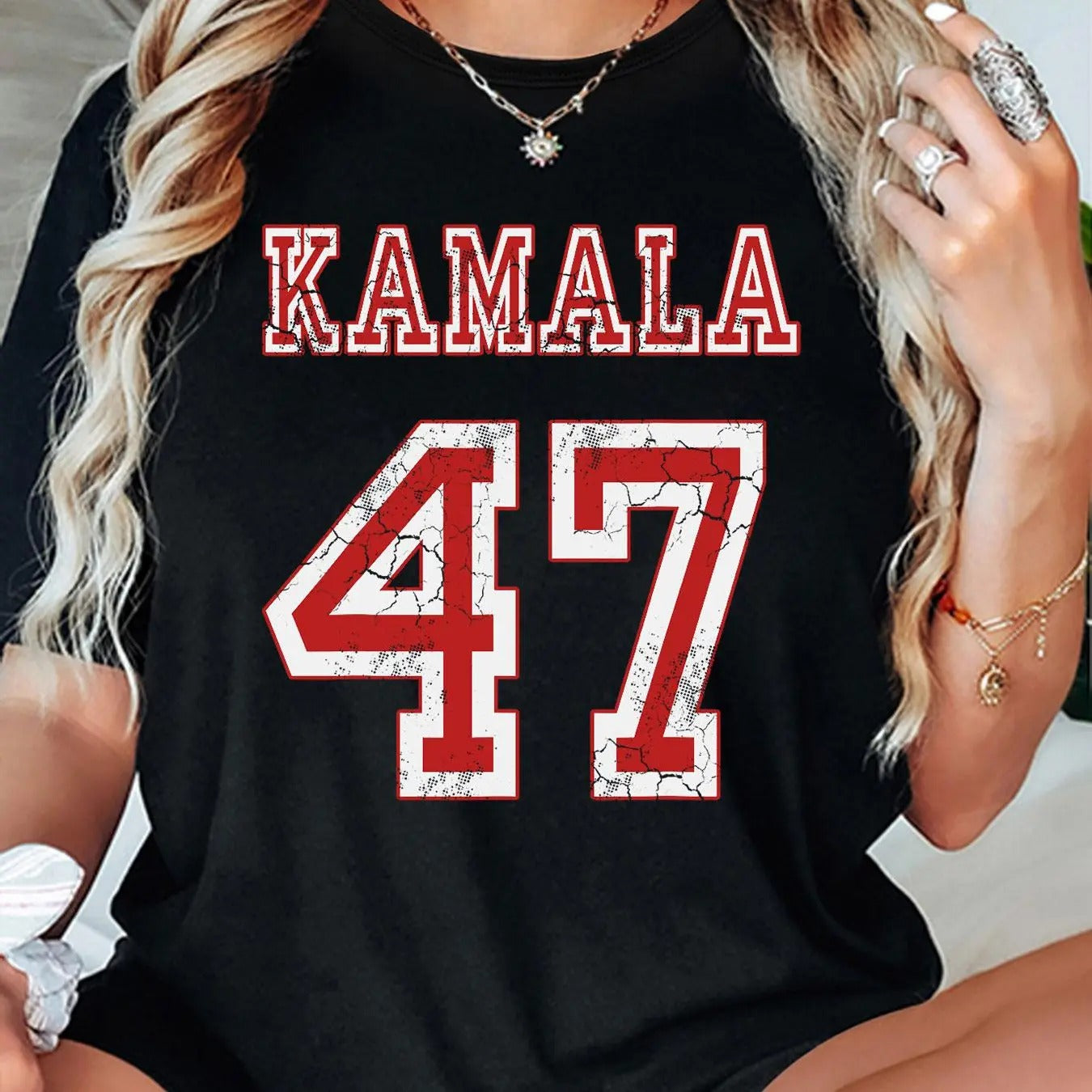 Women'WB shield Letter & Number Print Round Neck Tee, Vintage Trendy Casual Short Sleeve T-shirt for Daily Wear, Ladies...