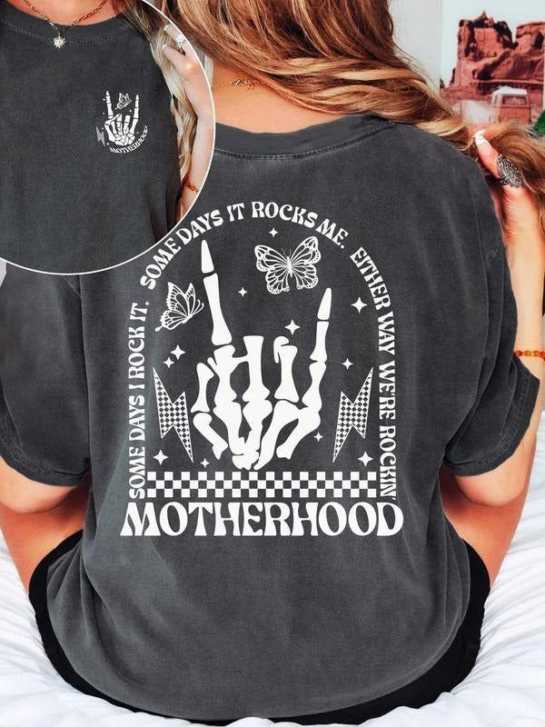 Women'WB shield Letter & Skeleton Print Round Neck Tee, Vintage Trendy Casual Short Sleeve T-shirt for Daily Wear, Ladies...