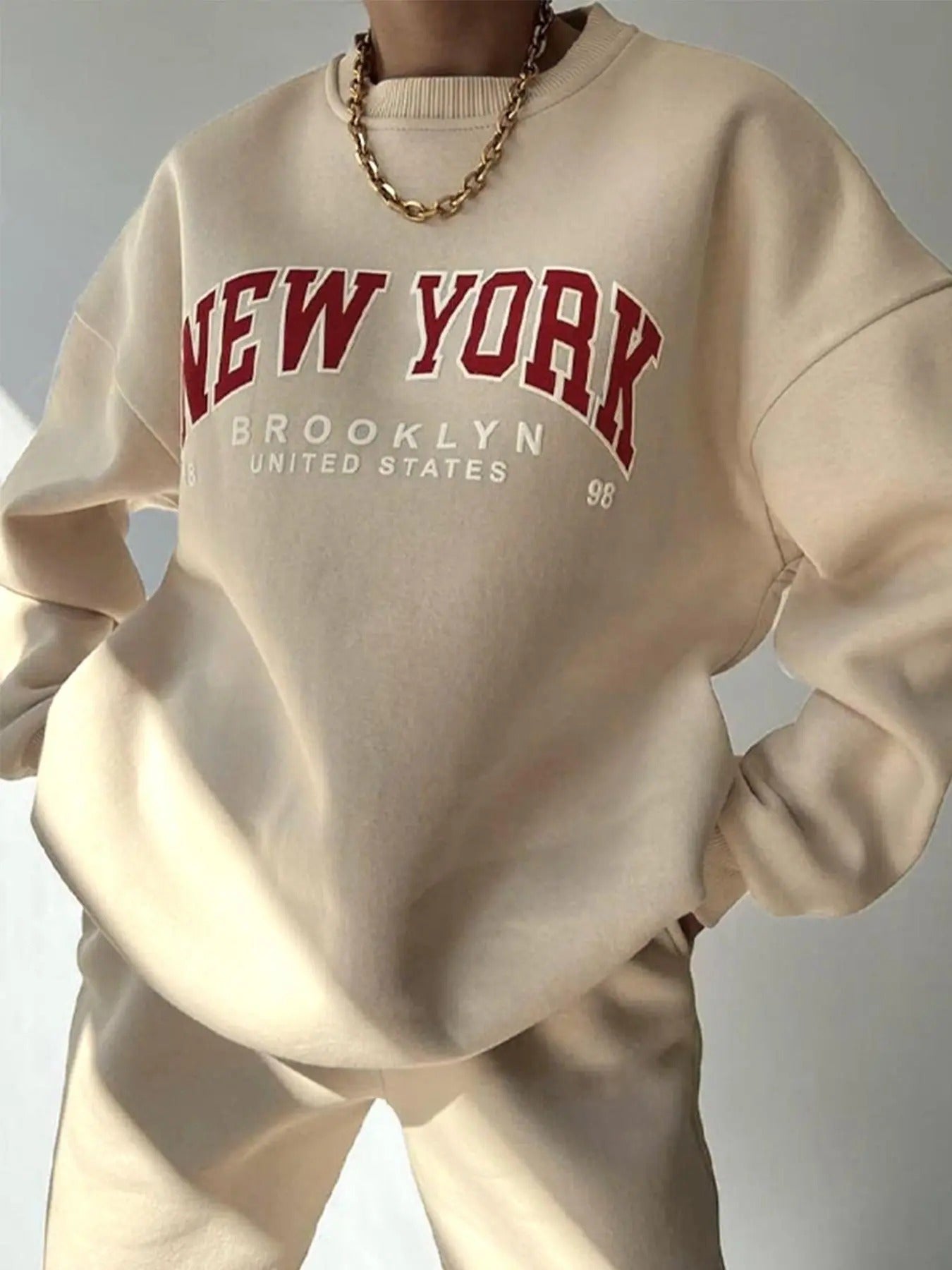 Women'WB shield Letter Print Crew Neck Pullover, Casual TNF Lined Long Sleeve Sweatshirt for Fall & Winter, Women'WB...