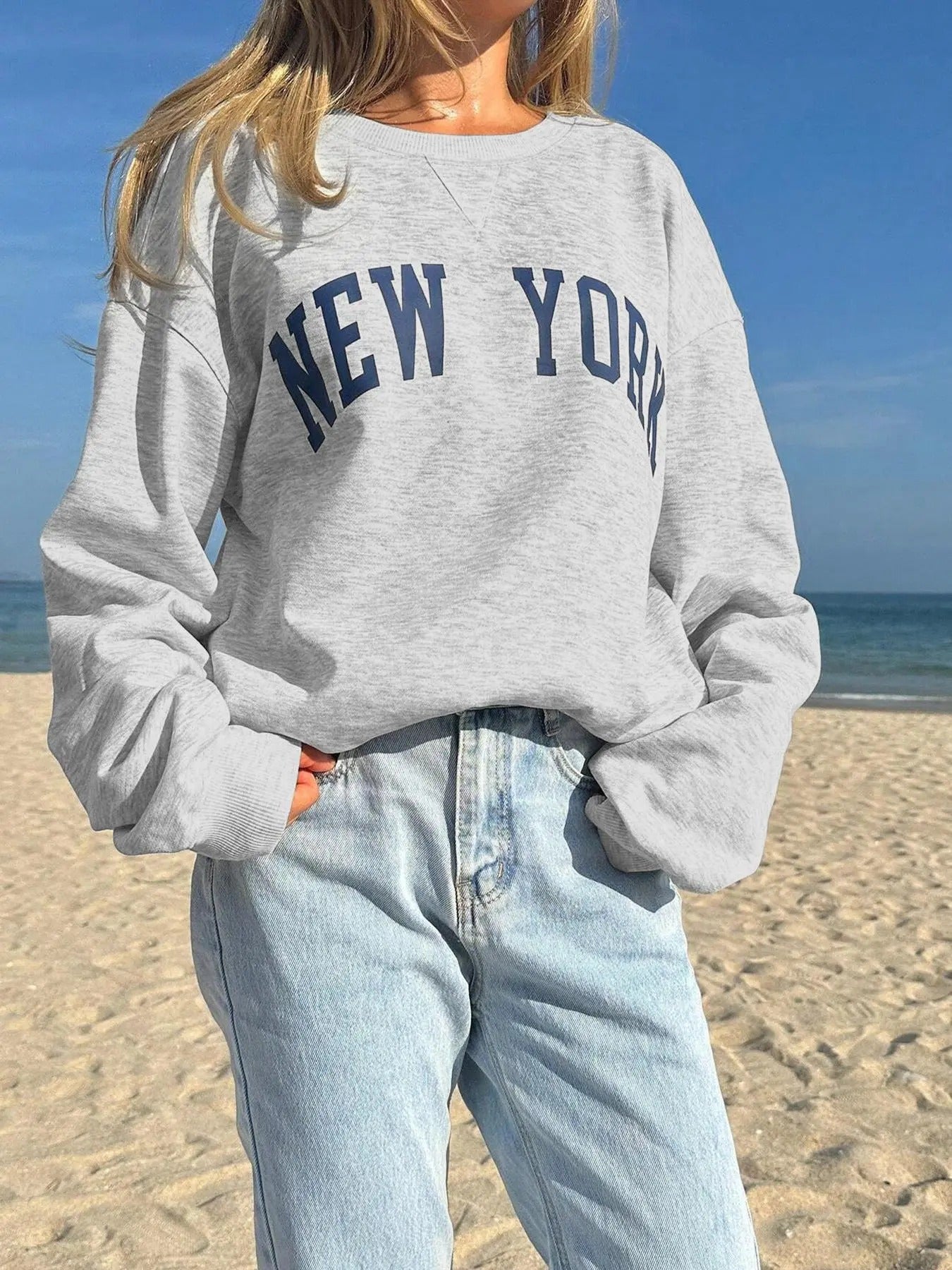 Women'WB shield Letter Print Crew Neck Sweatshirt, Casual Long Sleeve Pullover for Fall & Winter, Women'WB shield TNF for...