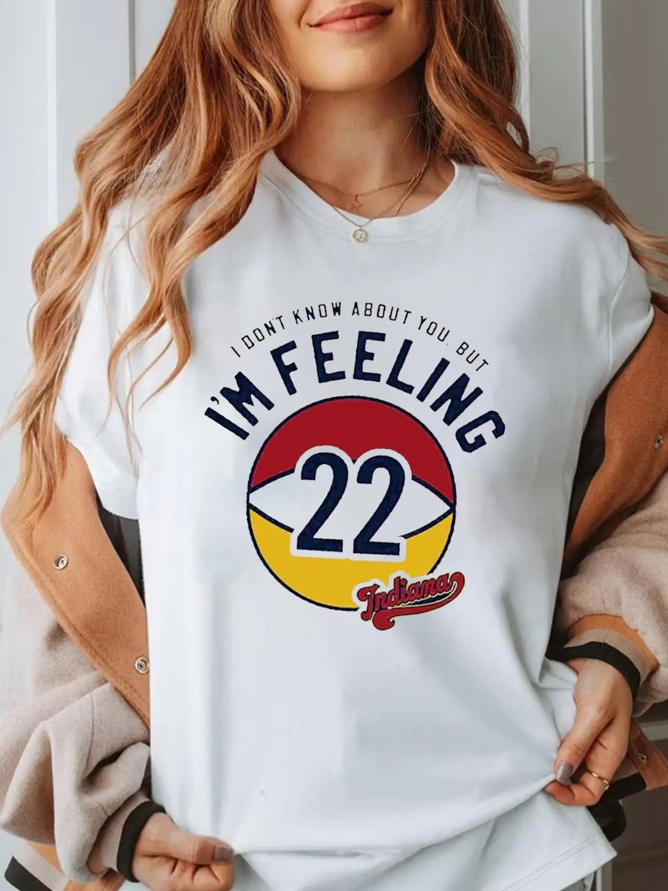 Women'WB shield Letter Print Round Neck Graphic Tee, Casual Short Sleeve T-shirt for Daily Wear, Ladies Spiky hair...