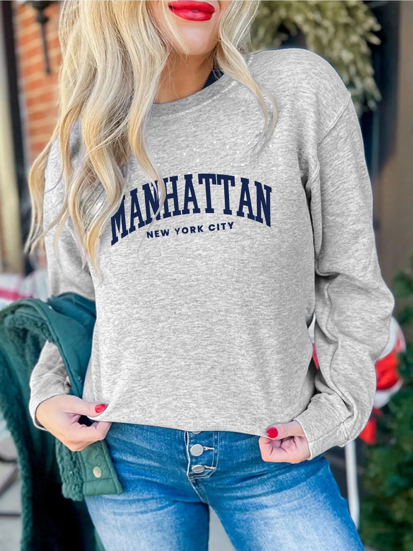 Women'WB shield Letter Print Round Neck Pullover, Casual Long Sleeve Crew Neck Sweatshirt for Spring & Fall, Fashion...