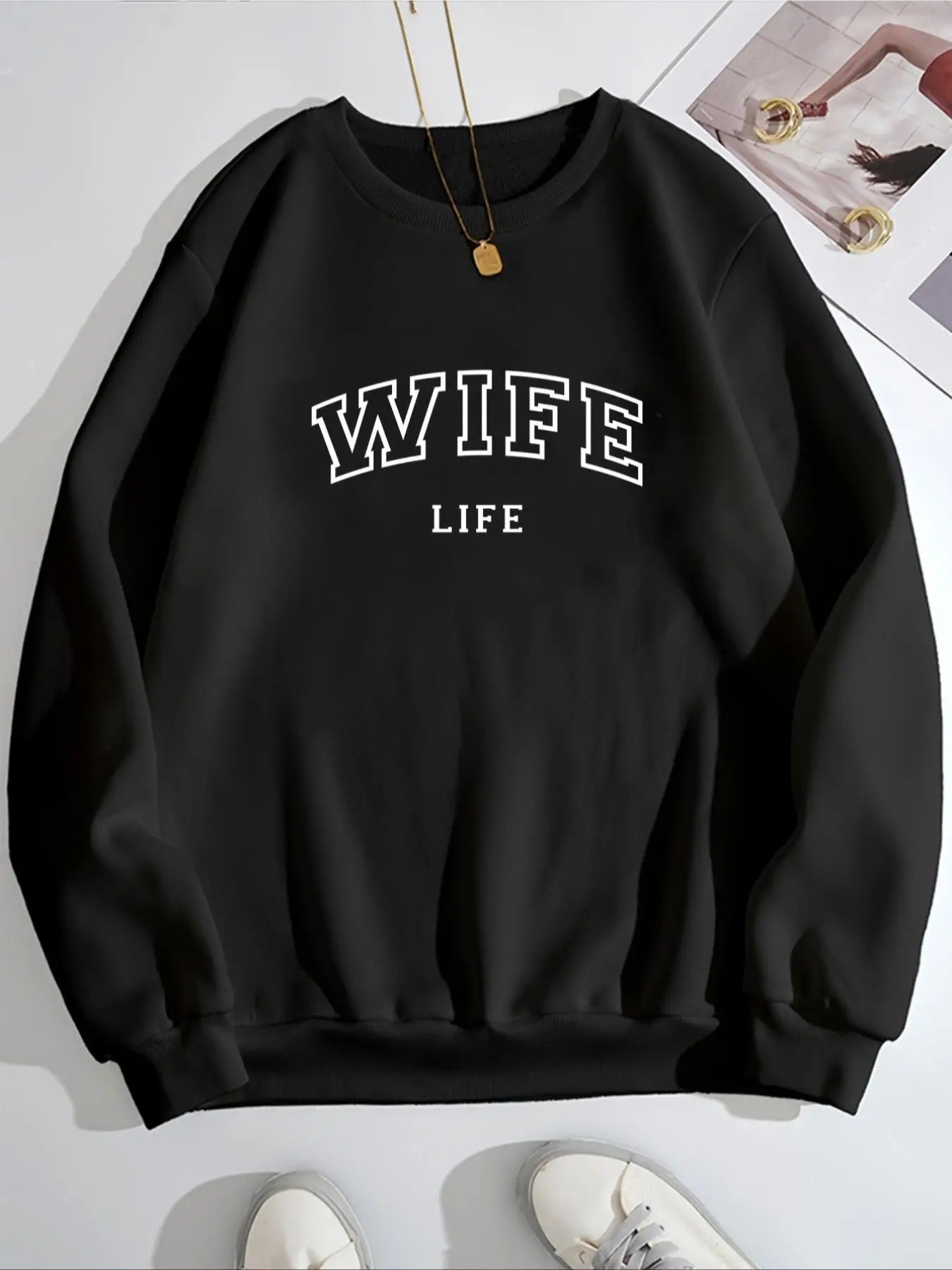 Women'WB shield Letter Print Round Neck Sweatshirt, Fashion Crew Neck Long Sleeve Pullover, Women Clothing for Spring &...